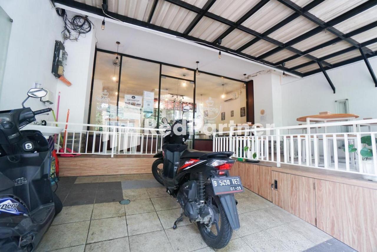 Eascot Hotel Mitra Reddoorz Yakarta Exterior foto