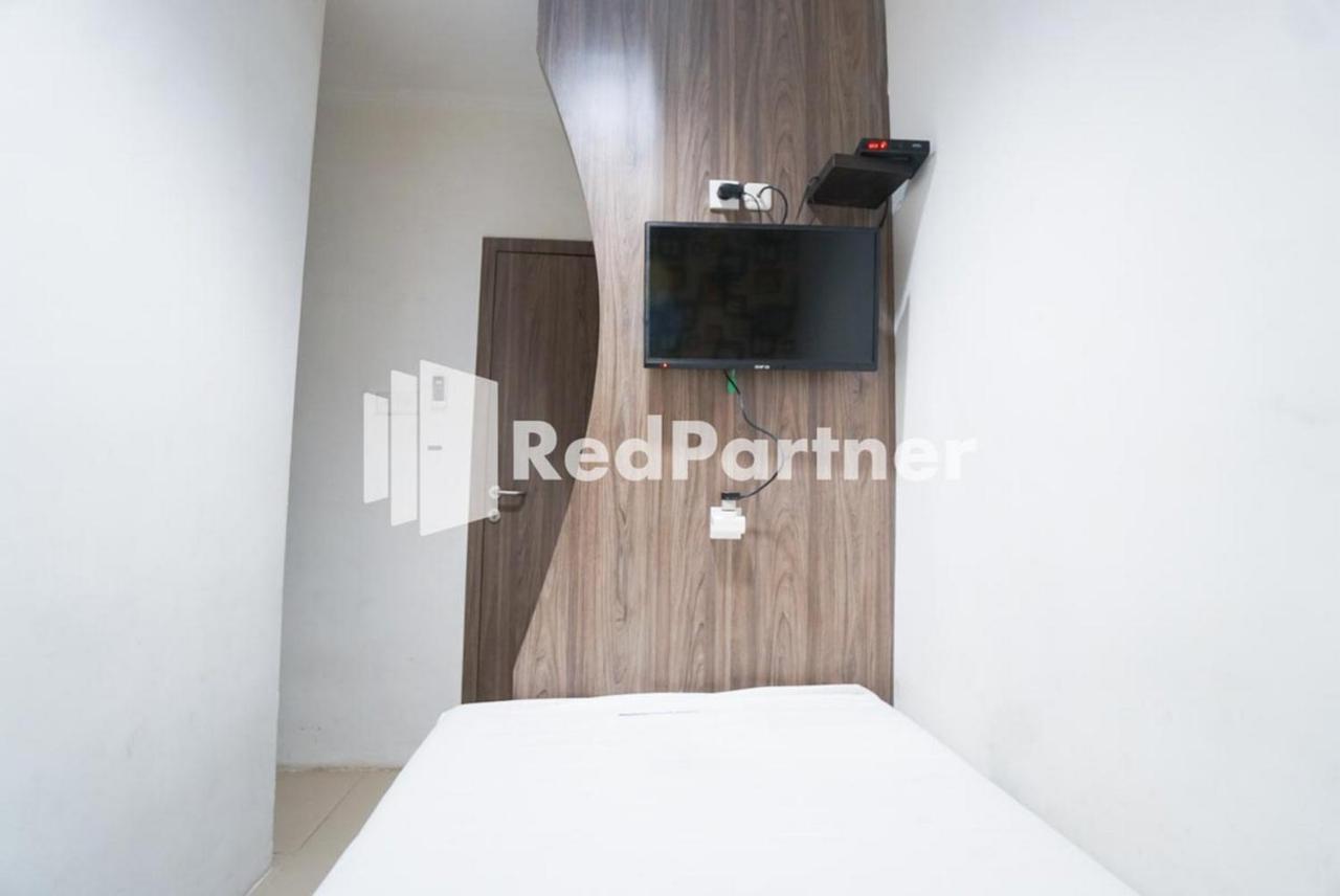 Eascot Hotel Mitra Reddoorz Yakarta Exterior foto