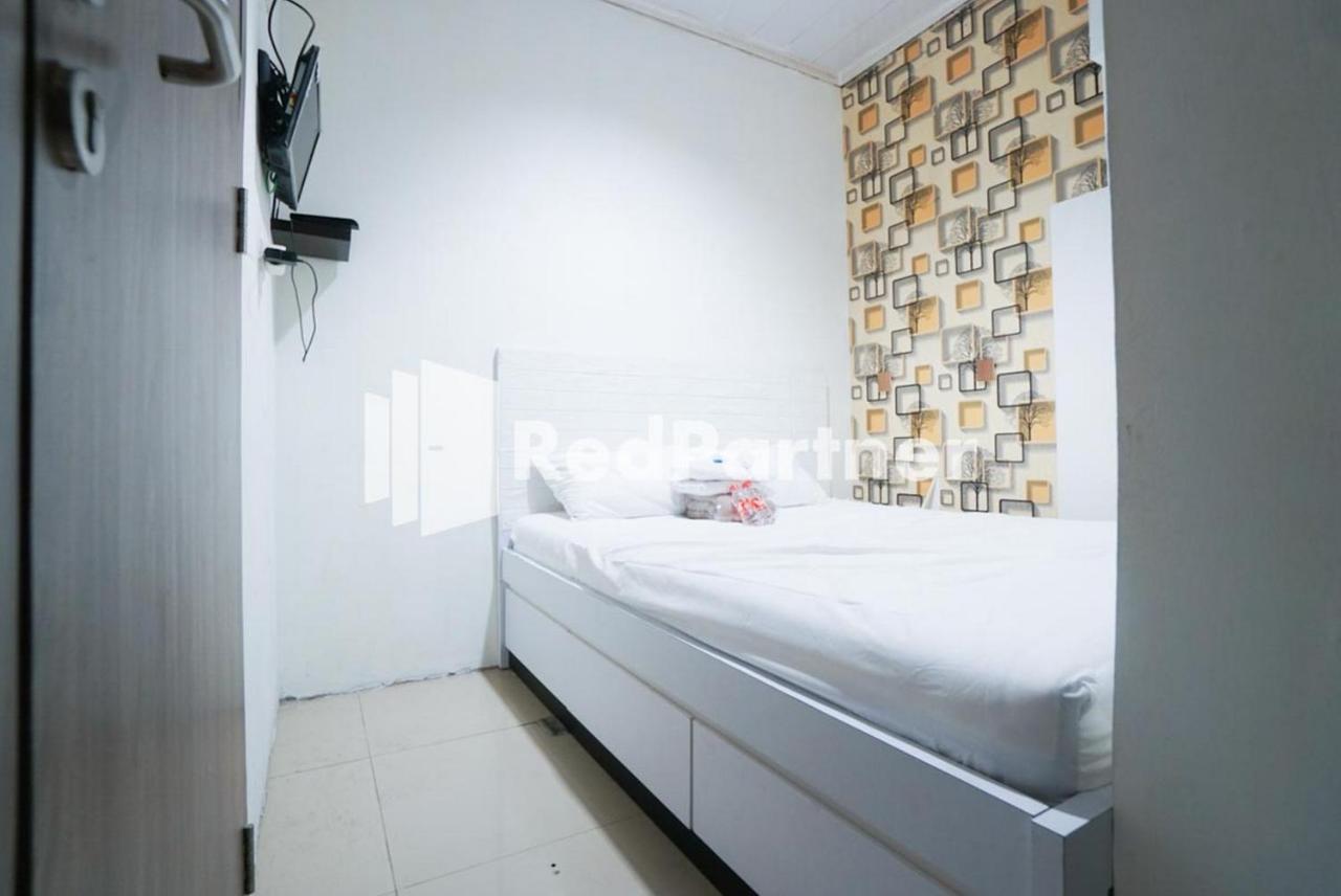 Eascot Hotel Mitra Reddoorz Yakarta Exterior foto