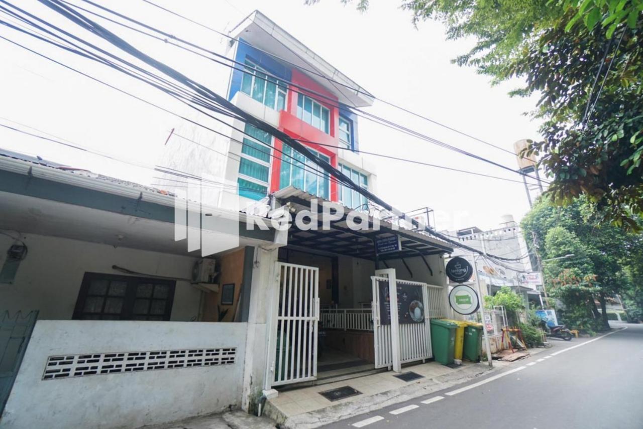 Eascot Hotel Mitra Reddoorz Yakarta Exterior foto