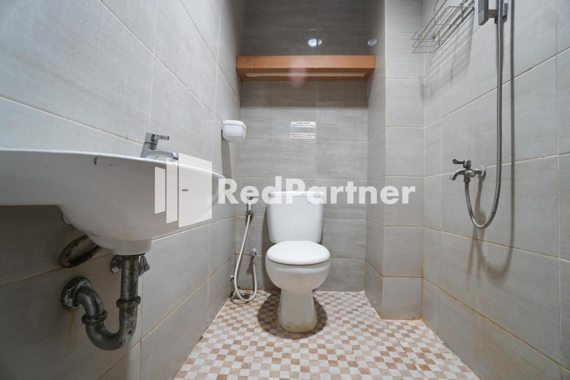 Eascot Hotel Mitra Reddoorz Yakarta Habitación foto